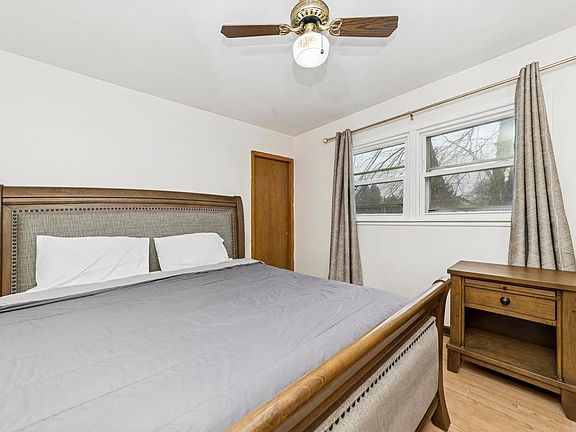 5th image of 4332 Hirschberg Ave