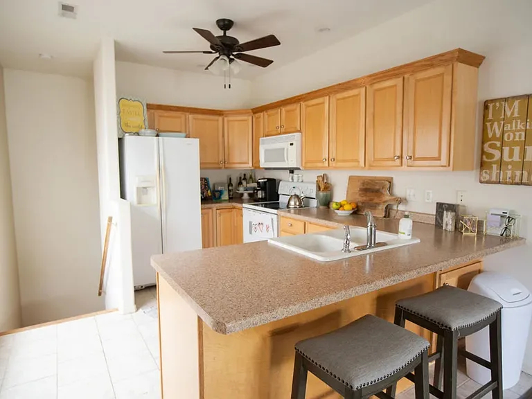 Enclave Apartmants — Photo 26