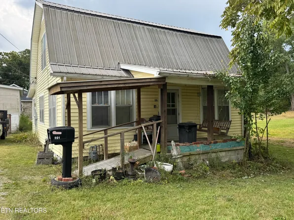 201 Taylor Ave, Jamestown, TN 38556