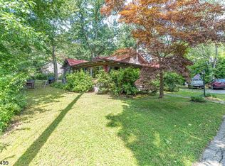 5 Grandview Ln, West Milford, NJ