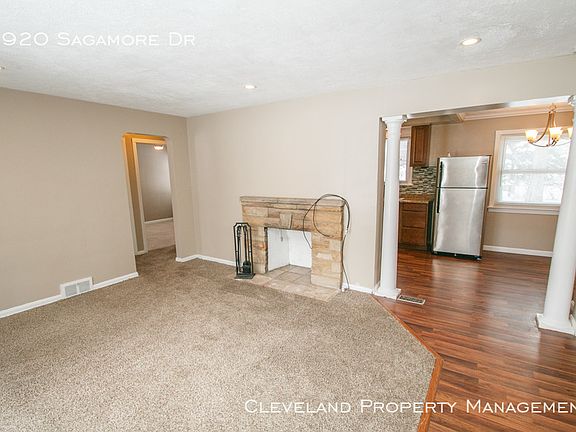 5th image of 1920 Sagamore Dr