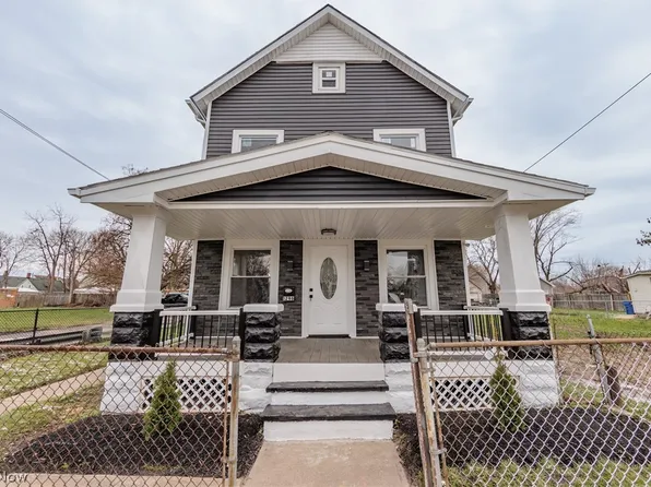 3296 W 50th St, Cleveland, OH 44102