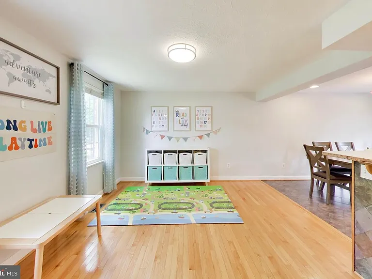 5932 Peregrine Dr — Photo 9