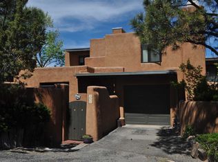 354 Calle Loma Norte, Santa Fe, NM 87501