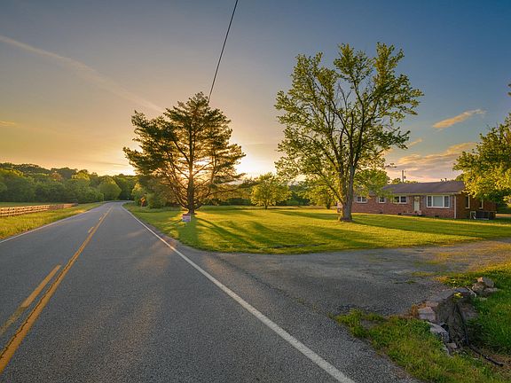 3rd image of 2825 Highway 130 E