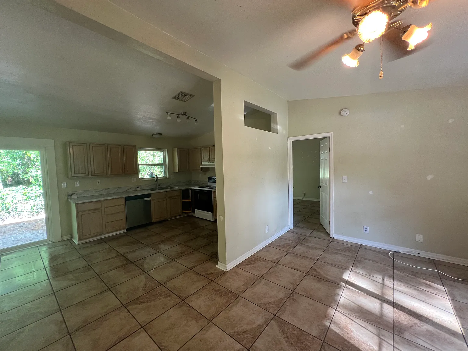 6604 Jenny Dr — Photo 3