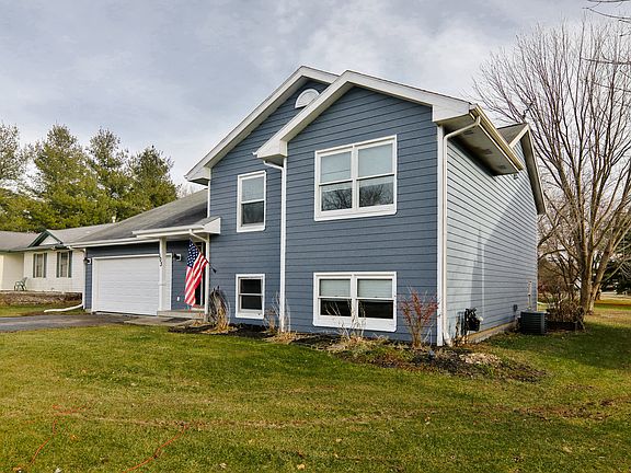 2nd image of 103 Rockaway Ct NE