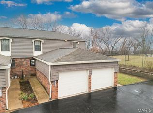 4562 Ohio Ave, Saint Louis, MO 63111