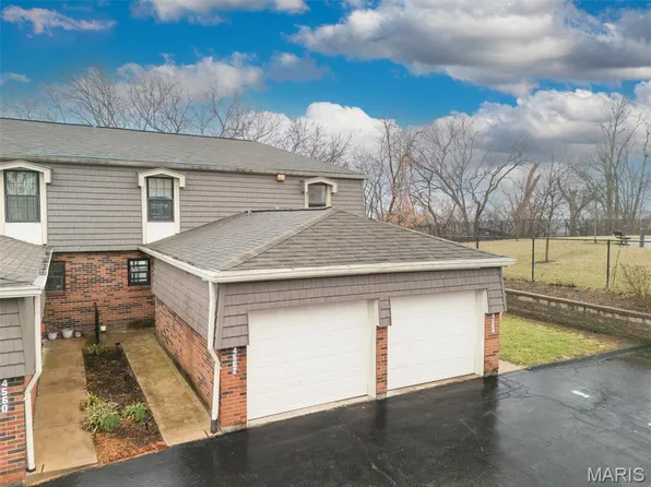 4562 Ohio Ave, Saint Louis, MO 63111