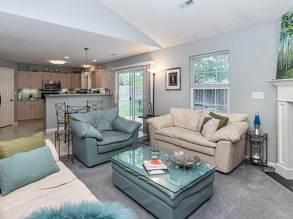 Open Living Area