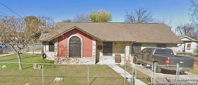 1st image of 623 SAN PATRICIO ST