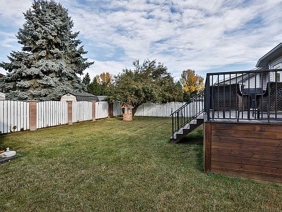 3rd image of 105 E Aspen Way