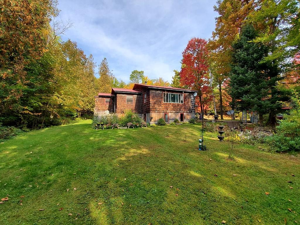18 Barnham Brook Rd, Saranac, NY 12981 | Zillow