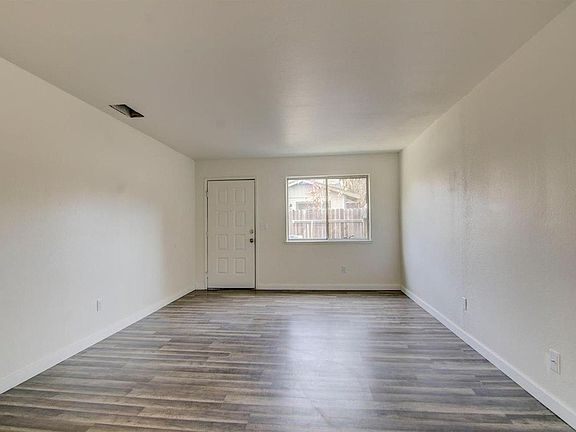 3rd image of 1628 Citrus St #A