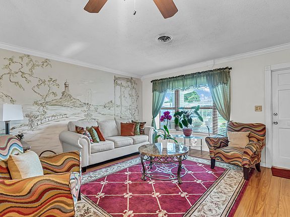 5th image of 4159 NW 52nd Avenue