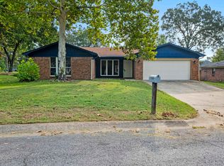 9580 Robin Ln, Sherwood, AR 72120