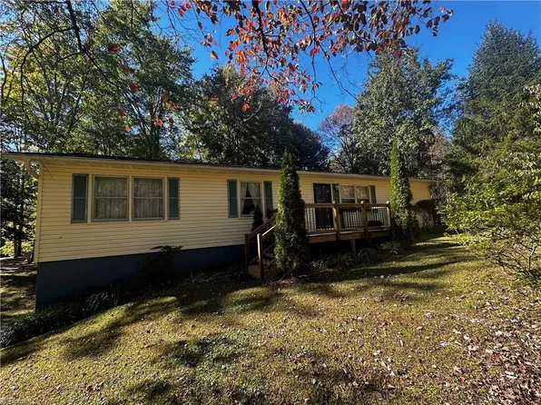 622 Moravian Mill Rd, Moravian Falls, NC 28654