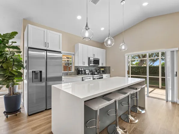 7398 Granville Avenue, Boynton Beach, FL 33437