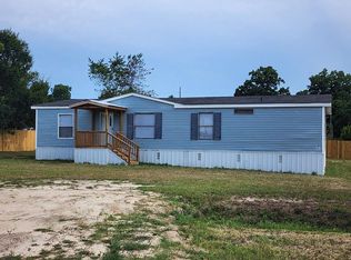 118 Fern Ct, Fitzgerald, GA 31750