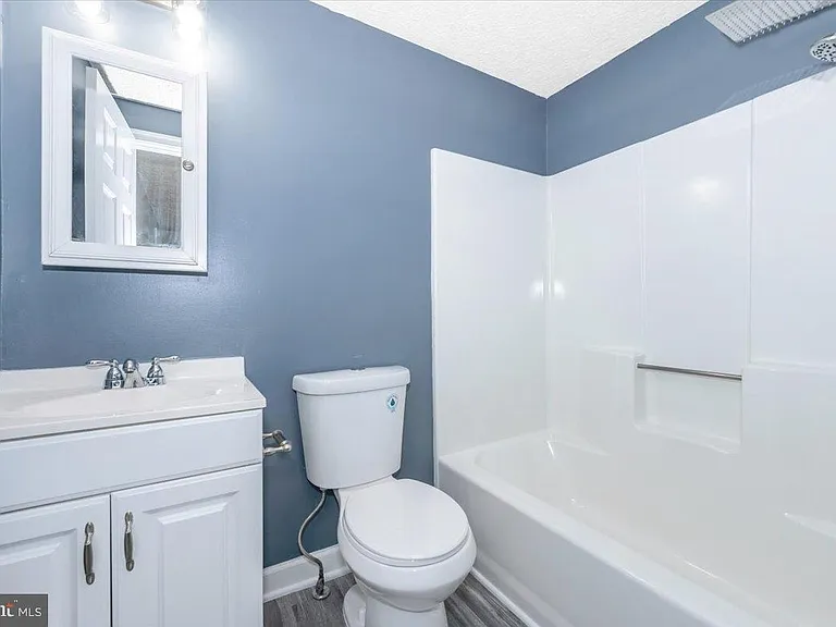 12284 Bandera Ln — Photo 23