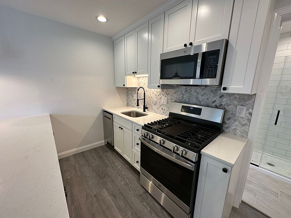1st image of 113 E Lane Ave #17562910