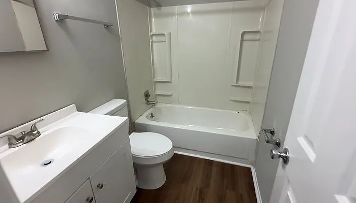 2303 Burns St #A — Photo 11
