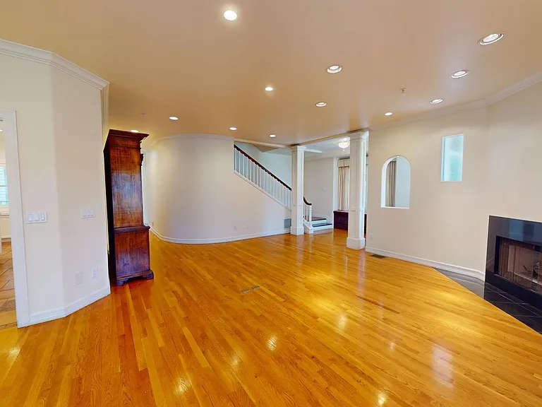 1029 Park Pl — Photo 6