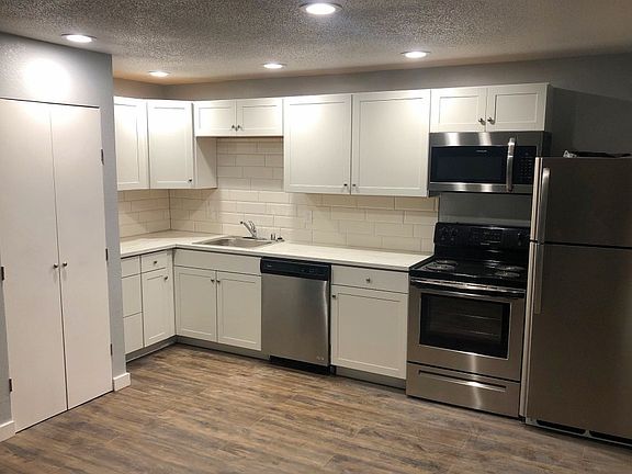 2nd image of 12715 1st Avenue Ct E
