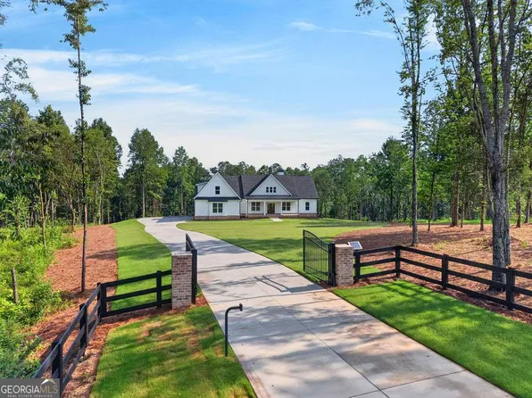 924 Browning Rd, Fairmount, GA 30139