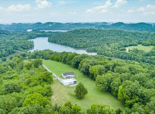 423 Maggart Rd, Elmwood, TN 38560
