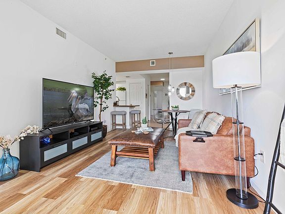 3rd image of 2060 Greenview Shores Blvd APT 318