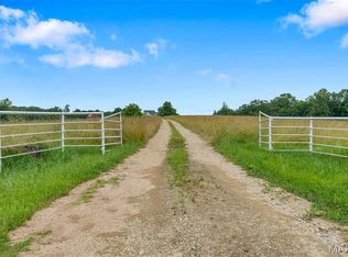 8451 Red Oak Rd, Gerald, MO 63037