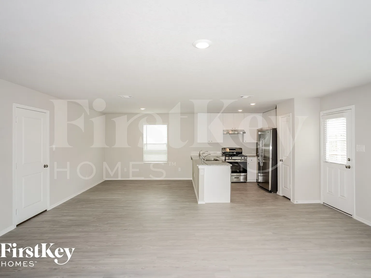 4 bed, 2.5 bath, 1950 sqft, $1,855 — Photo 3