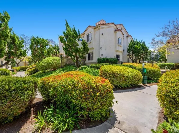 750 Breeze Hill Rd APT 102, Vista, CA 92081