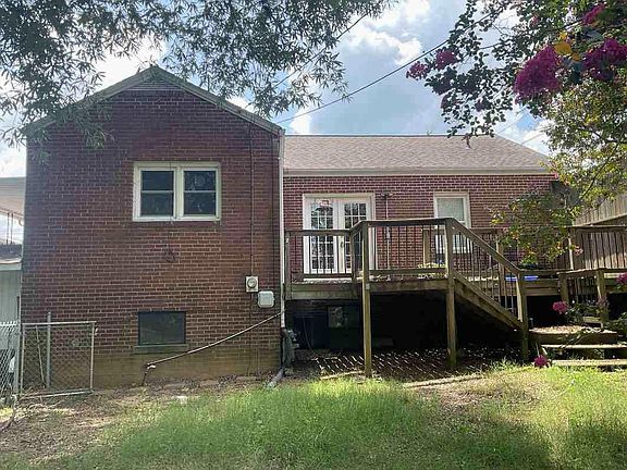 4th image of 437 Main St E