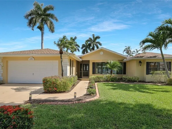 1569 Woodwind Ct, Fort Myers, FL 33919