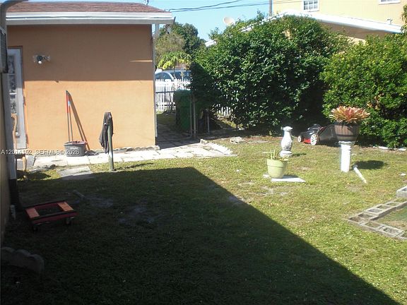 2nd image of 6270 NW 18th St