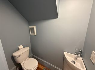 24 Elm Pl #1, Somerville, MA 02143