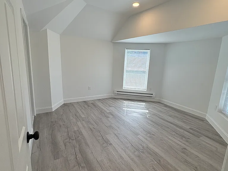 125 Sibley Ave #D — Photo 18