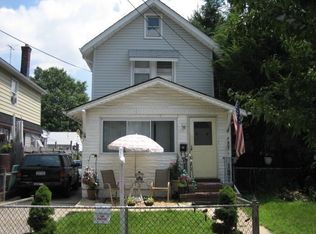 98 Crown Ave, Elmont, NY 11003