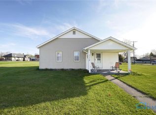 210 Buckeye St W, Belle Center, OH 43310