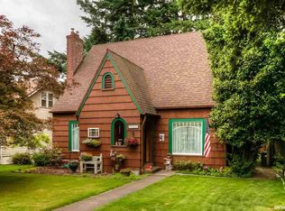 1065 20th St NE, Salem, OR