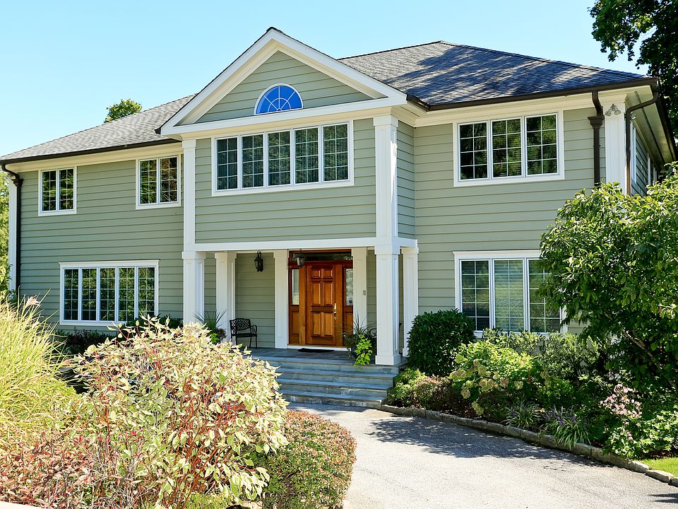 1st image of 11 Cornell St