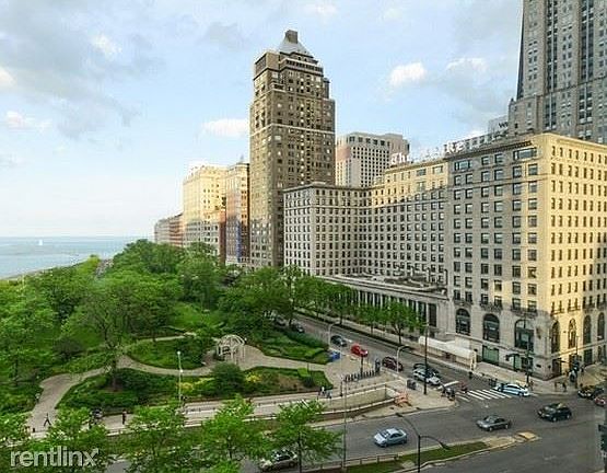3rd image of 1000 N Lake Shore Dr APT 907