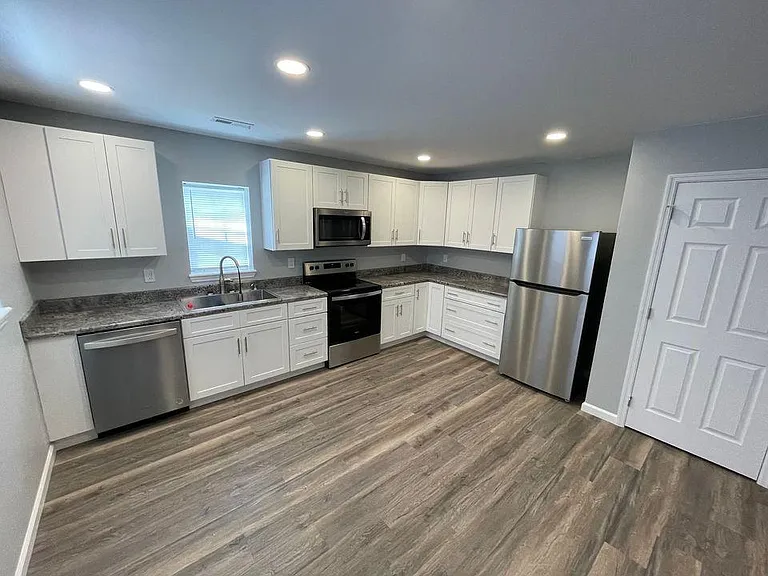 1628 Jordanville Rd — Photo 1