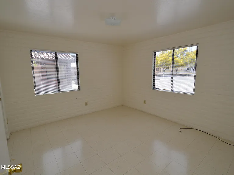 4115 E North St #3 — Photo 5