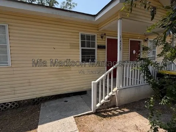 1423 Richards St, Savannah, GA 31415