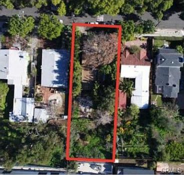3rd image of 2107 Holly Dr