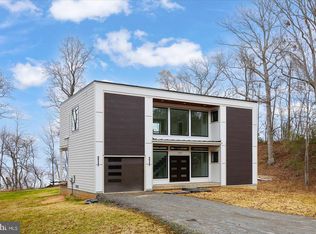 1329 Independence Dr, Montross, VA 22520
