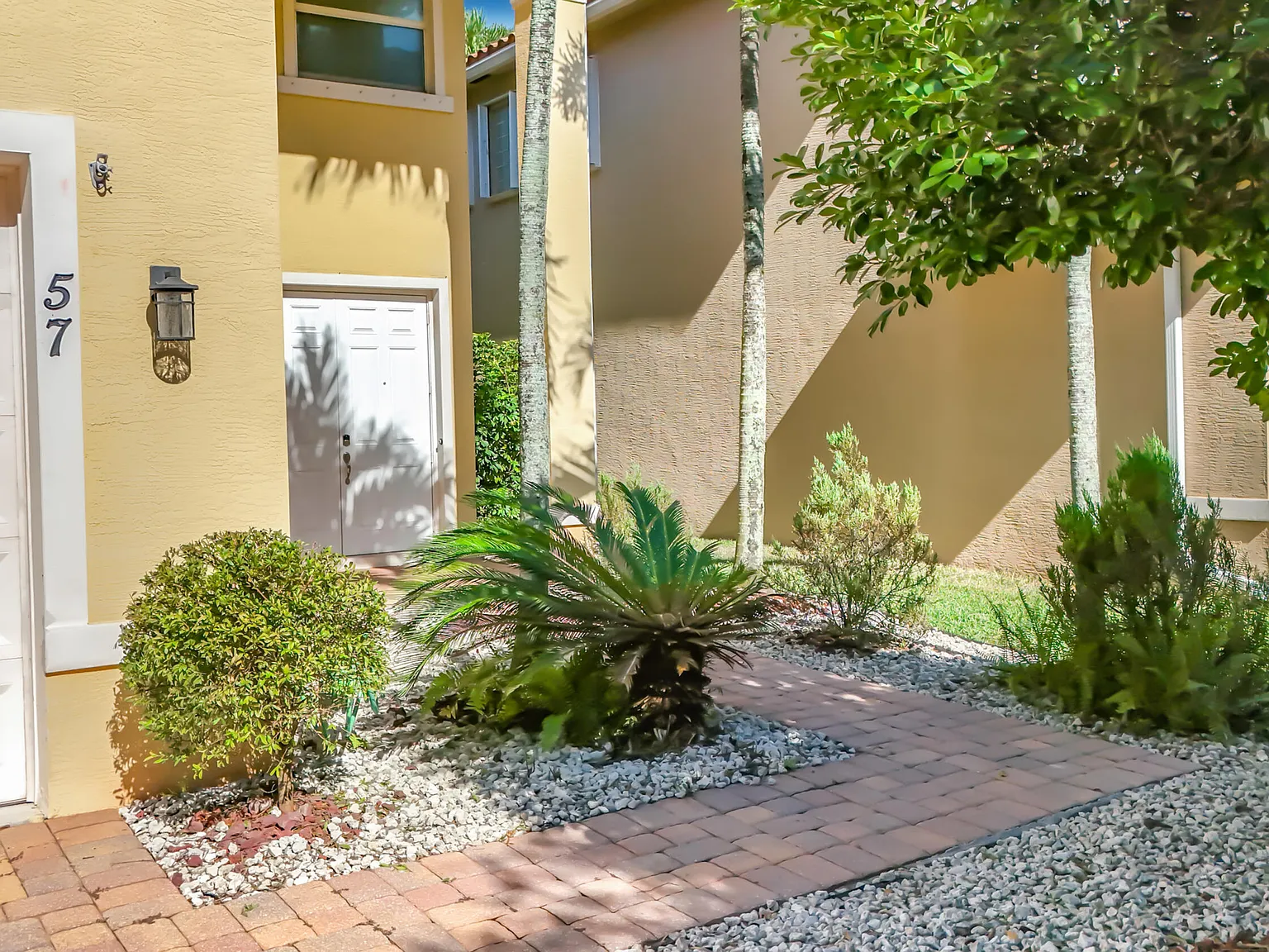 4 bed, 3.5 bath, 2612 sqft, $3,800 — Photo 4